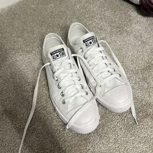 White Converses. Size 8.